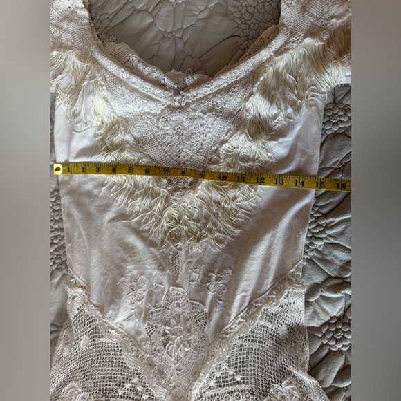 Bohemian White Lace Fringe Dress - Picture 8 of 16